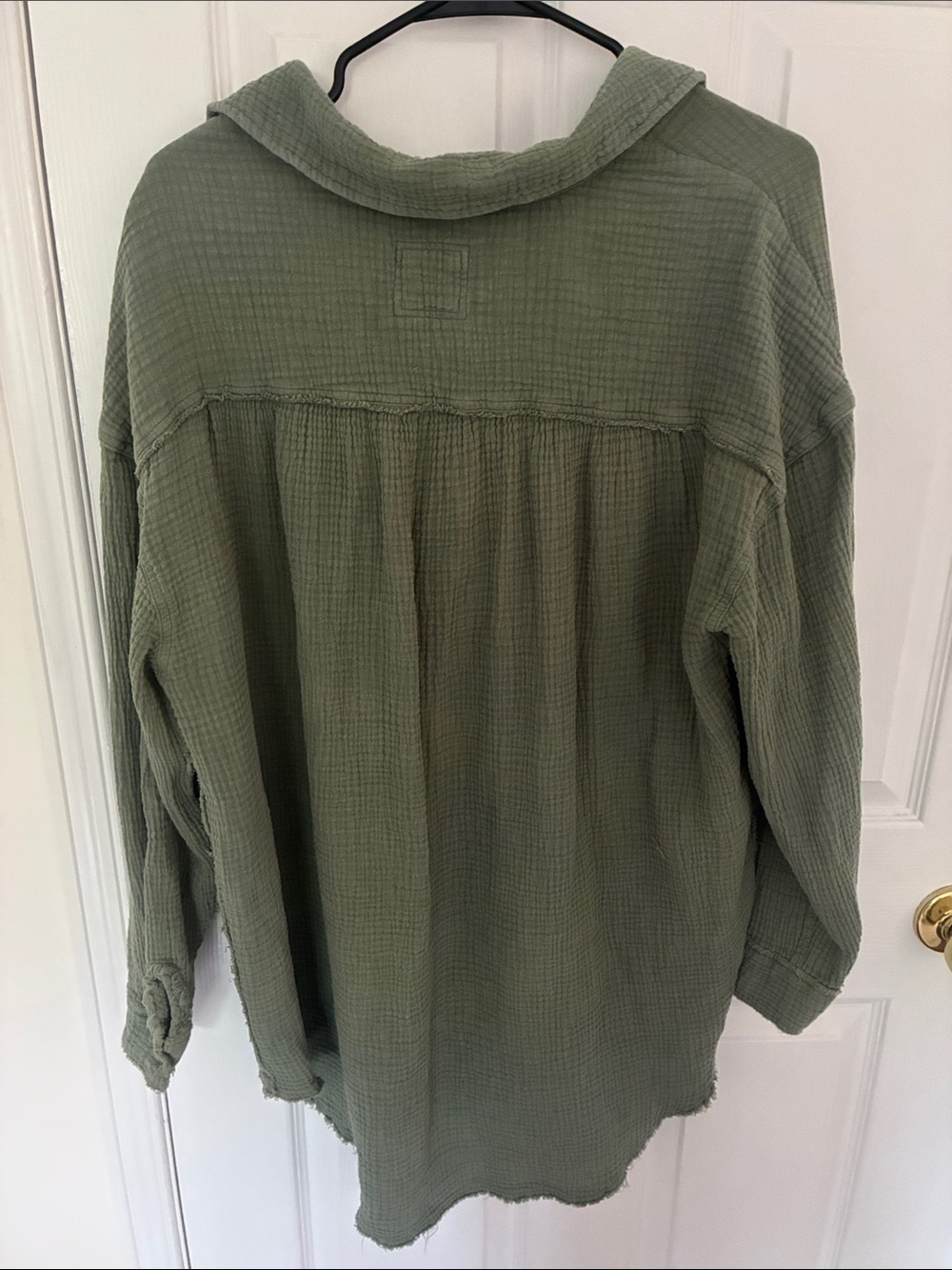 Aerie Oversize Waffle-Texture Button-Front Shirt - Olive Green - Medium - Picture 4 of 4